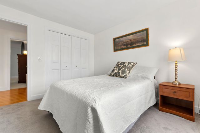 9 Onyx Lane, Portsmouth, NH 03801