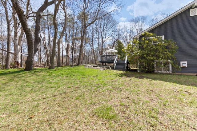 9 Onyx Lane, Portsmouth, NH 03801