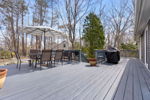 9 Onyx Lane, Portsmouth, NH 03801
