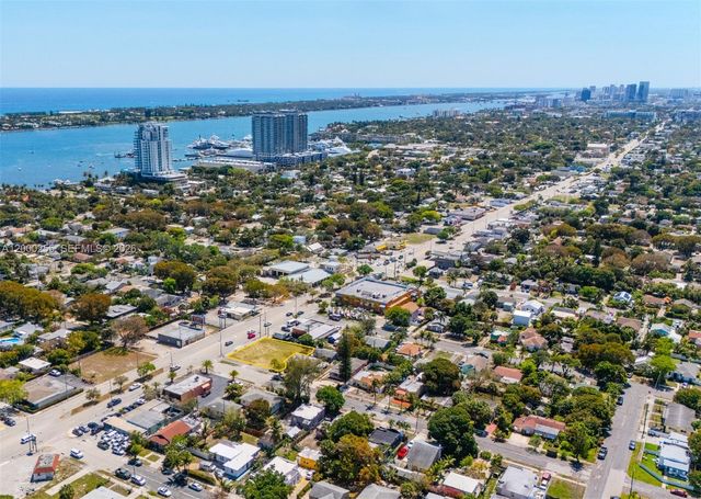 5179 Broadway, West Palm Beach, FL 33407