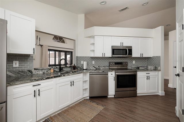 1712 ERIN BROOKE DRIVE, Valrico, FL 33594