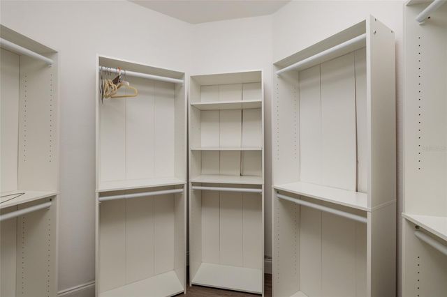 1712 ERIN BROOKE DRIVE, Valrico, FL 33594