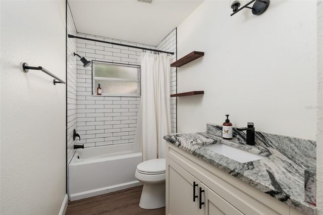 1712 ERIN BROOKE DRIVE, Valrico, FL 33594