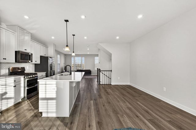 19410 PAIUTE TER, Leesburg, VA 20175