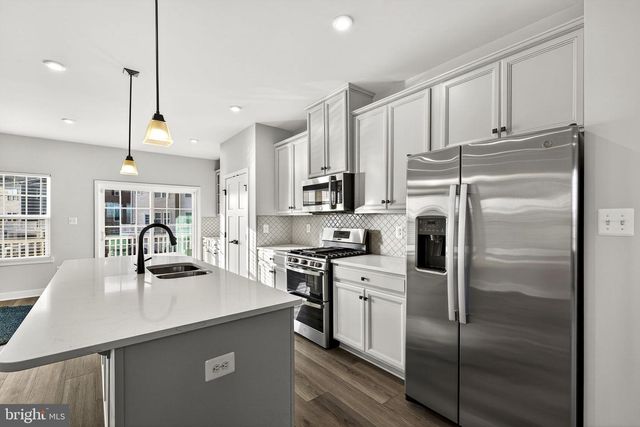 19410 PAIUTE TER, Leesburg, VA 20175