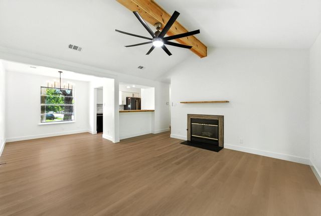8520 Bradford DR, Austin, TX 78758