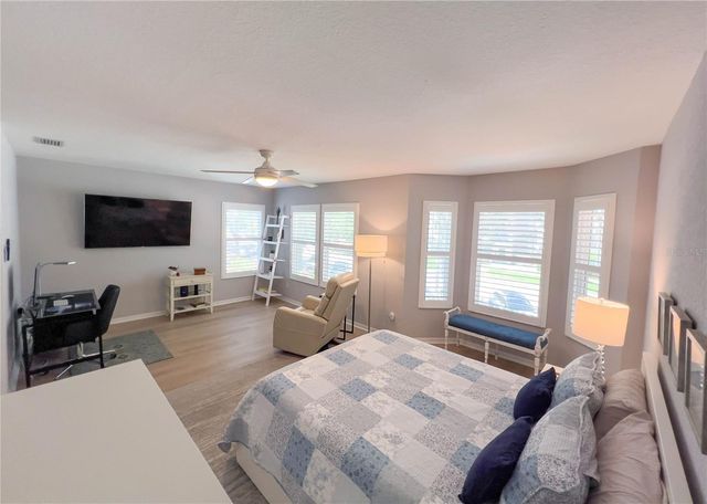 350 2ND STREET N 8, St Petersburg, FL 33701