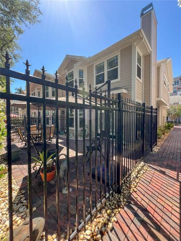 350 2ND STREET N 8, St Petersburg, FL 33701