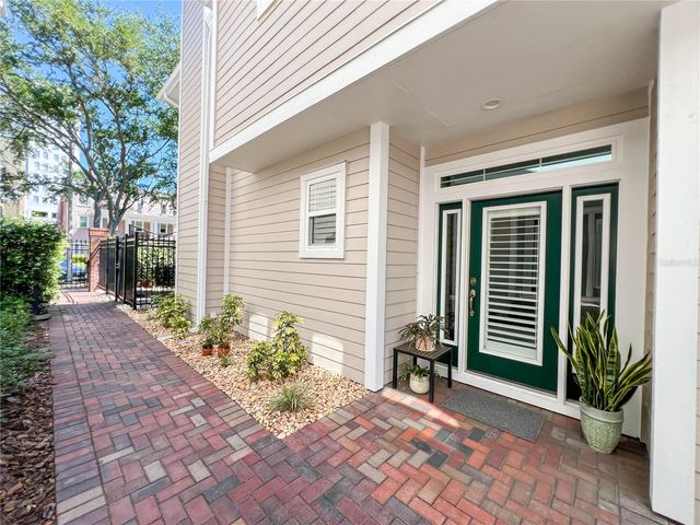 350 2ND STREET N 8, St Petersburg, FL 33701