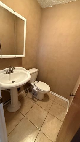 3818 Crestridge Drive, Brownwood, TX 76801