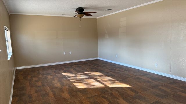 3818 Crestridge Drive, Brownwood, TX 76801