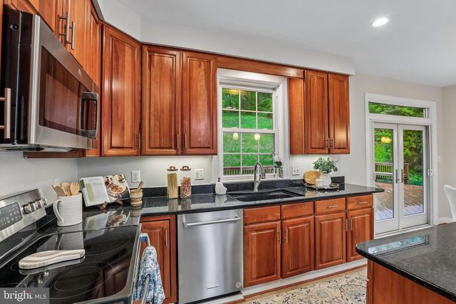 11612 MEETING HOUSE RD, Myersville, MD 21773