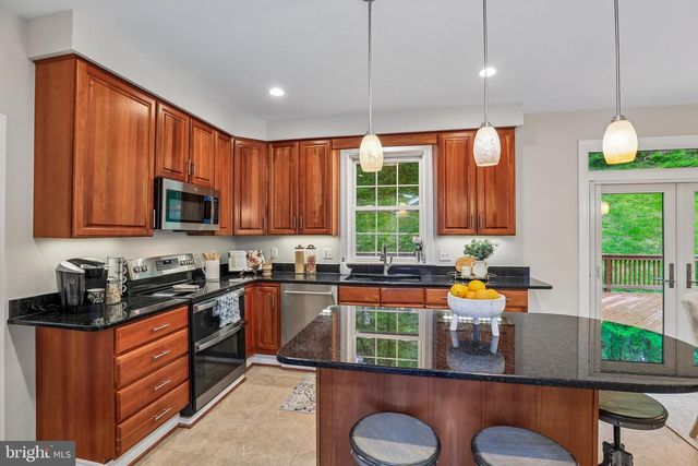 11612 MEETING HOUSE RD, Myersville, MD 21773