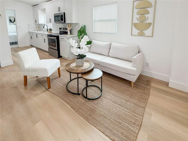 4036 SW 24th St, West Park, FL 33023