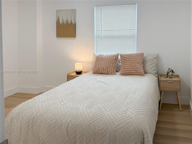 4036 SW 24th St, West Park, FL 33023