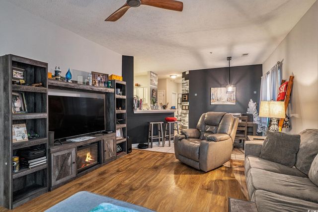 512 35th Ave N Apt 2, Myrtle Beach, SC 29577