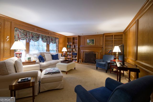 555 Spindlewick Drive, Atlanta, GA 30350