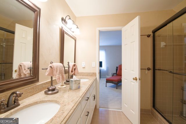 555 Spindlewick Drive, Atlanta, GA 30350