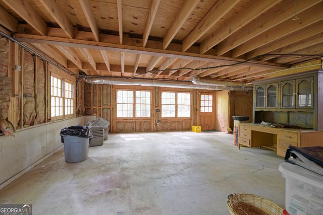 555 Spindlewick Drive, Atlanta, GA 30350
