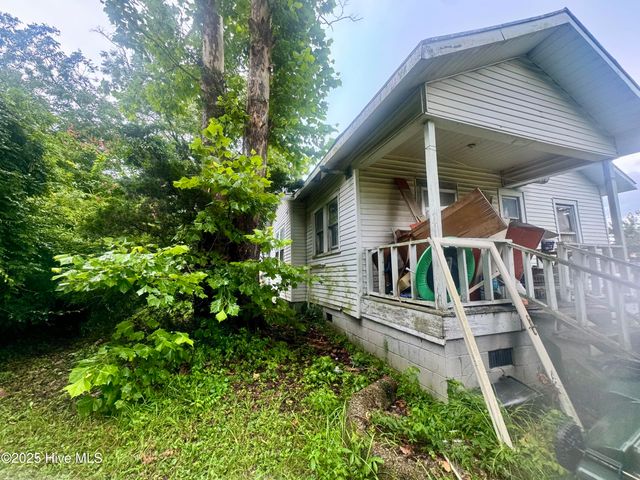 315 E Grainger Avenue, Kinston, NC 28501
