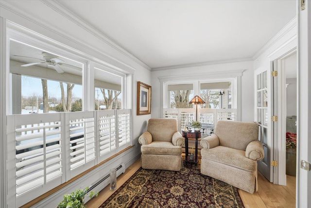 60 Holiday Point Road, North Hero, VT 05474