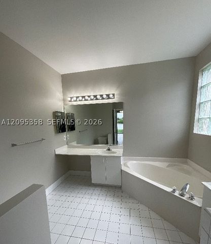 11867 SW 7th St, Pembroke Pines, FL 33025