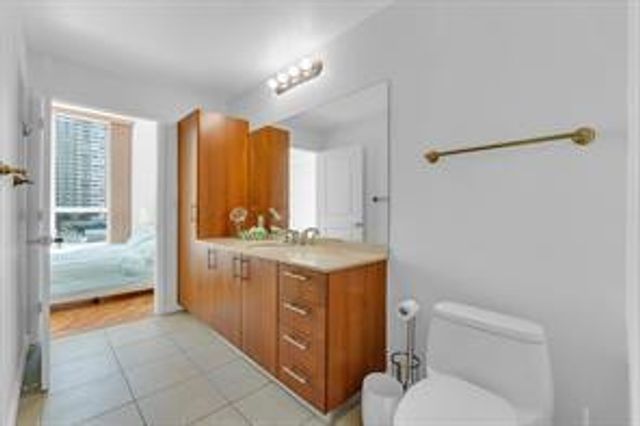 1945 S Ocean Drive 502, Hallandale Beach, FL 33009