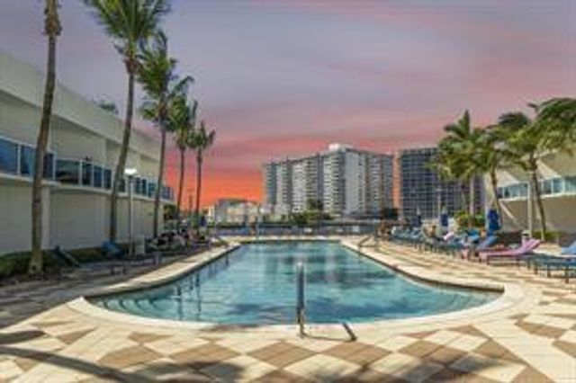 1945 S Ocean Drive 502, Hallandale Beach, FL 33009