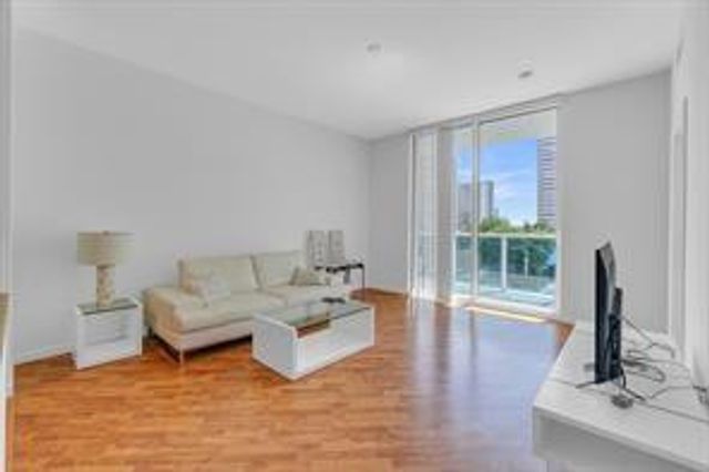 1945 S Ocean Drive 502, Hallandale Beach, FL 33009