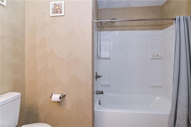 5409 Sweetwater CT, Virginia Beach, VA 23462