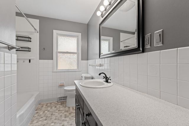 4005 16th Avenue NW, Rochester, MN 55901