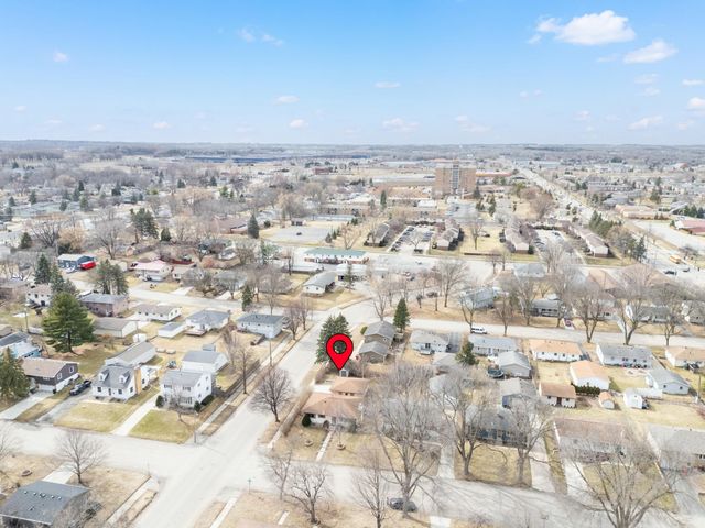 4005 16th Avenue NW, Rochester, MN 55901