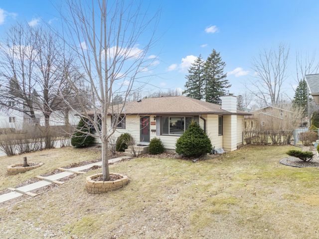 4005 16th Avenue NW, Rochester, MN 55901