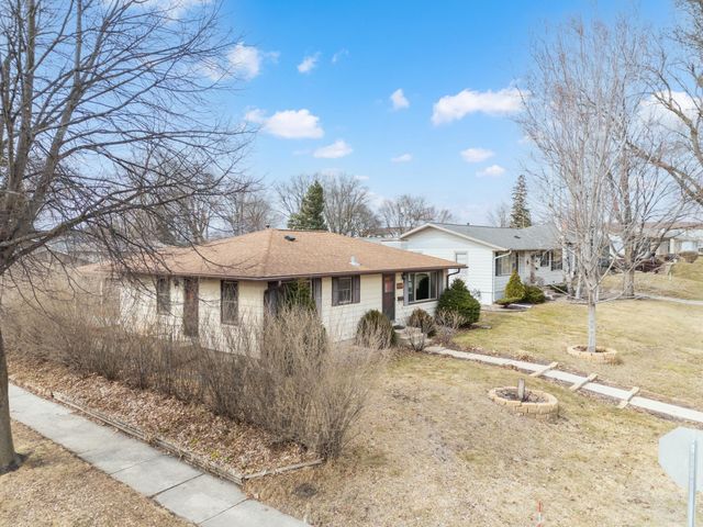 4005 16th Avenue NW, Rochester, MN 55901