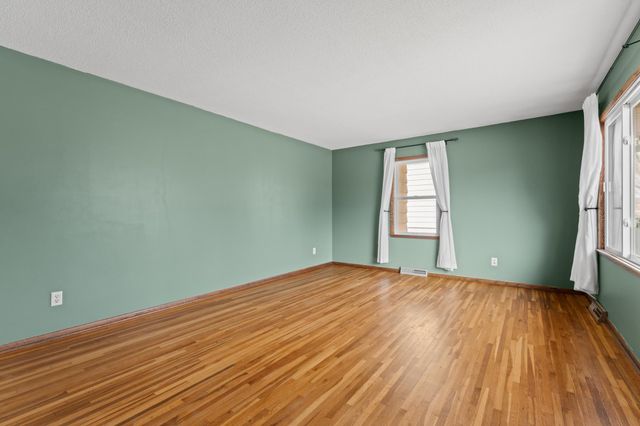 4005 16th Avenue NW, Rochester, MN 55901