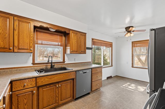 4005 16th Avenue NW, Rochester, MN 55901