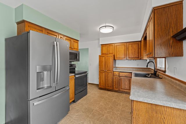 4005 16th Avenue NW, Rochester, MN 55901