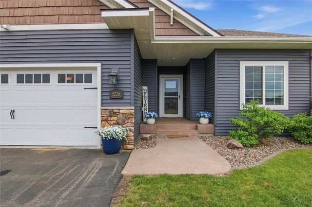 5226 Waylon Street, Eau Claire, WI 54703