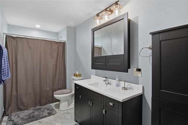 5226 Waylon Street, Eau Claire, WI 54703