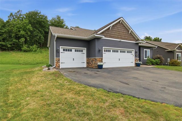5226 Waylon Street, Eau Claire, WI 54703