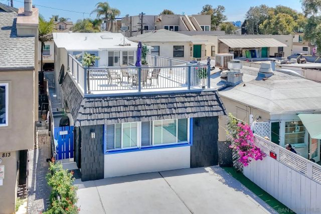 809-11 Santa Clara Place, San Diego, CA 92109