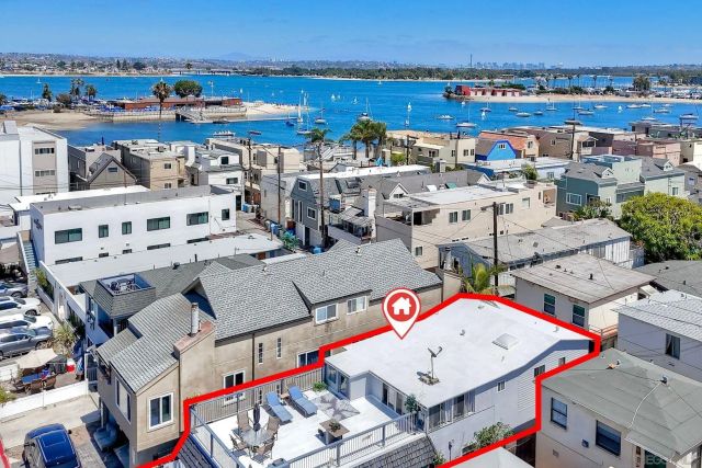 809-11 Santa Clara Place, San Diego, CA 92109