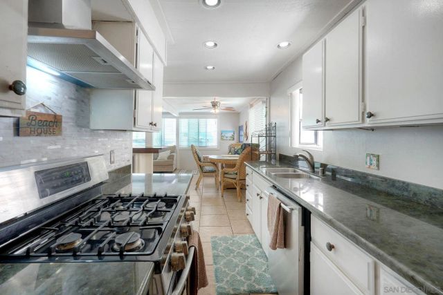 809-11 Santa Clara Place, San Diego, CA 92109