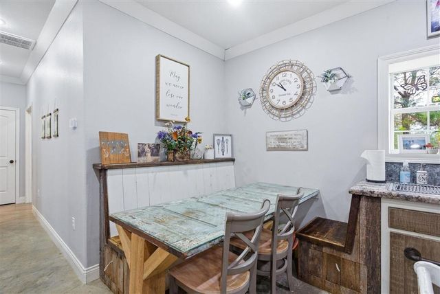 4131 Hickory Branch, Moss Bluff, LA 70611