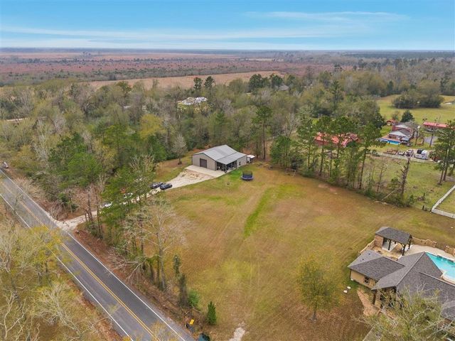 4131 Hickory Branch, Moss Bluff, LA 70611