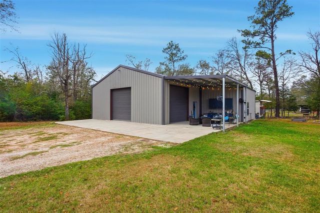 4131 Hickory Branch, Moss Bluff, LA 70611