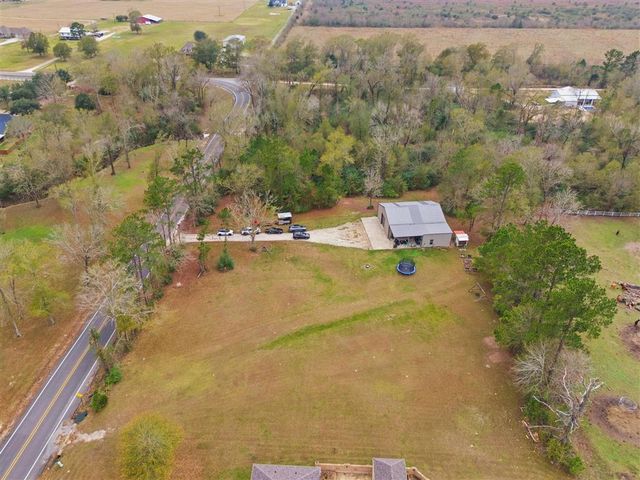 4131 Hickory Branch, Moss Bluff, LA 70611