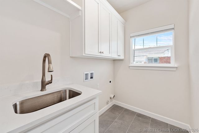 1123 S Delaware Place, Tulsa, OK 74104