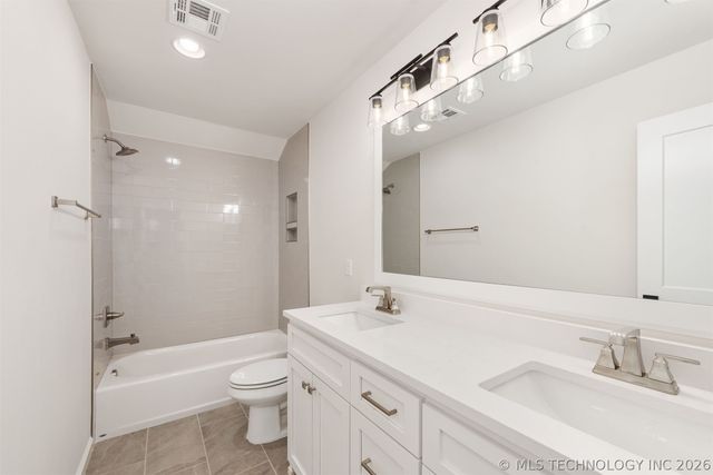 1123 S Delaware Place, Tulsa, OK 74104