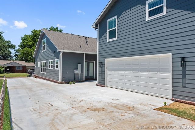 1123 S Delaware Place, Tulsa, OK 74104